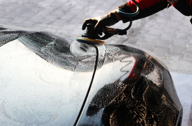 Lavage et soin de la peinture